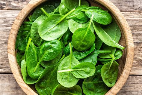 [027-01148] SPINACH W/STEM IN BAG